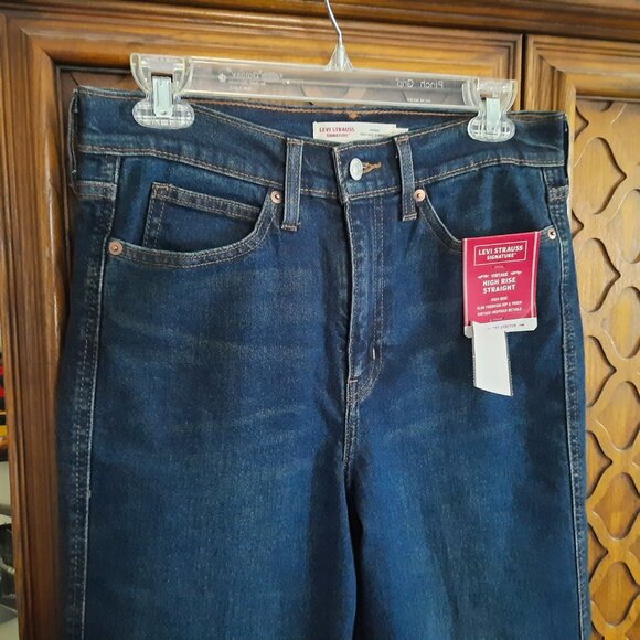 Levi Strauss Signature Vintage High Rise Straight Jeans NWT! - Darkwash, Sz 6 - Picture 3 of 16